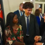 Deutsche Schule Nairobi Schülervertretung im Austausch mit dem deutschen Außenminister